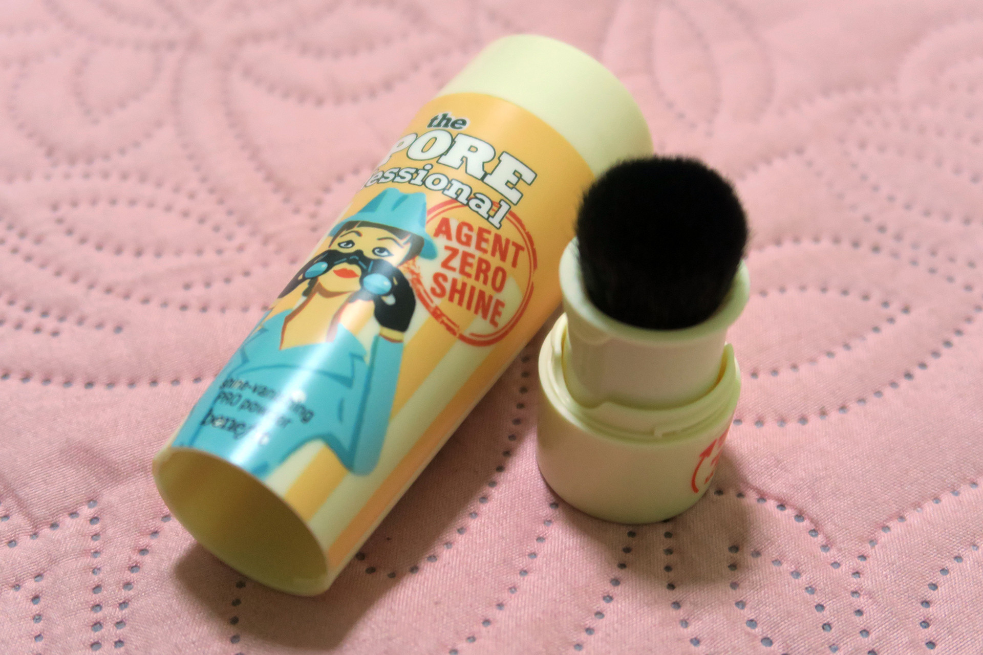 Benefit the POREfessional Agent Zero Shine Review