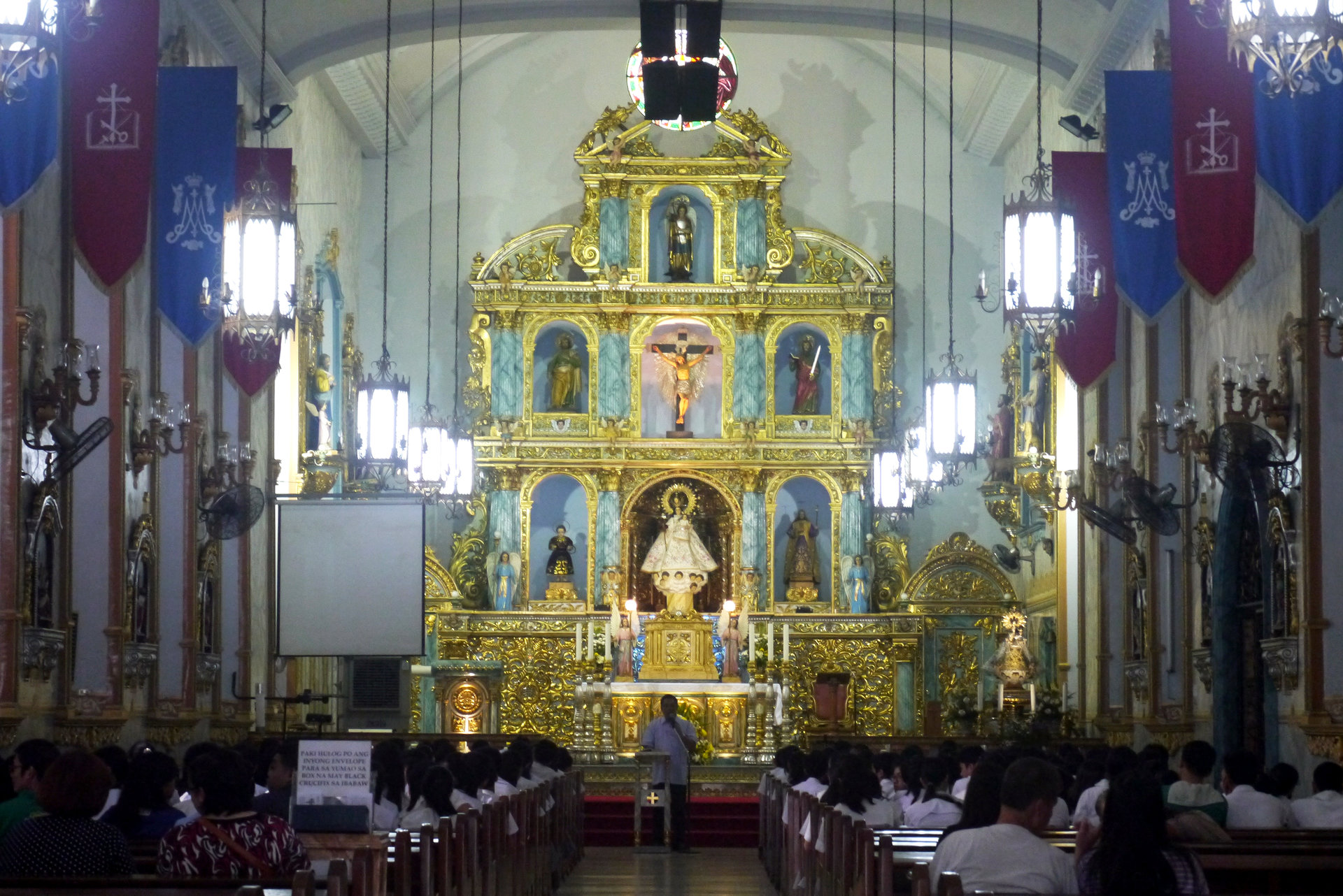 San Pedro Macati Church ๐ธ